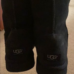 Ugg classic short boots